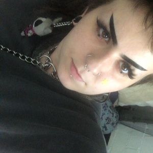 Meet your Posher, Ida